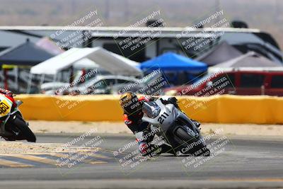 media/Apr-09-2022-SoCal Trackdays (Sat) [[c9e19a26ab]]/Turn 2 (1140am)/